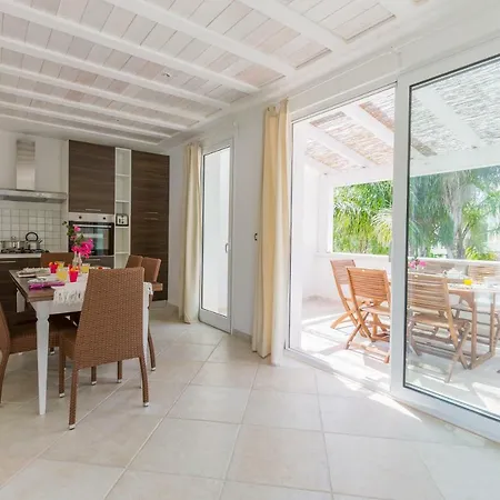 Holiday home Casa Bianca In Salento Torre Santa Sabina